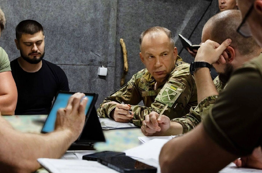 На Покровському напрямку росіяни зібрали близько 111 тис. військових - Сирський