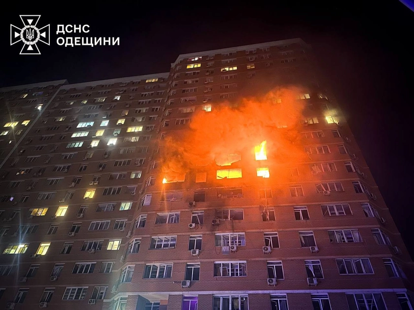 Couple Killed, Children Injured in Russian Drone Strike on Odesa Residential Building