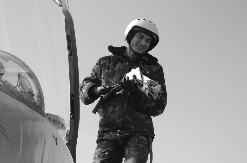 Устименко був однокурсником Джуса: що відомо про пілота, який загинув вночі