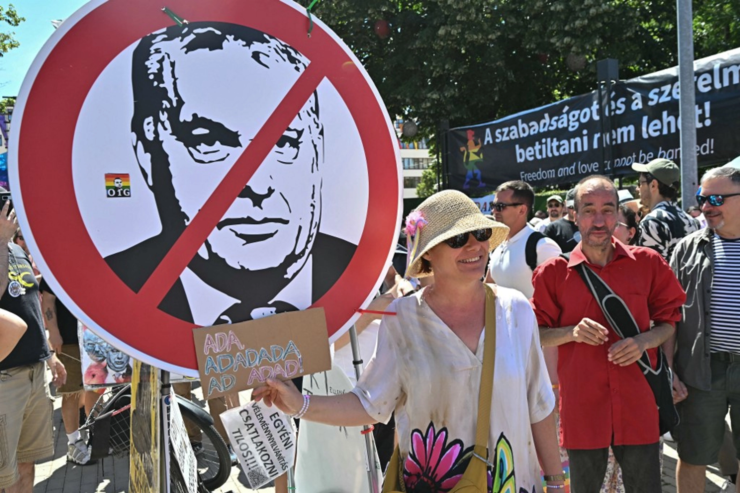 Opposition Mocks Orbán, Calling Him ‘King of European Pride’ After Massive Budapest Parade