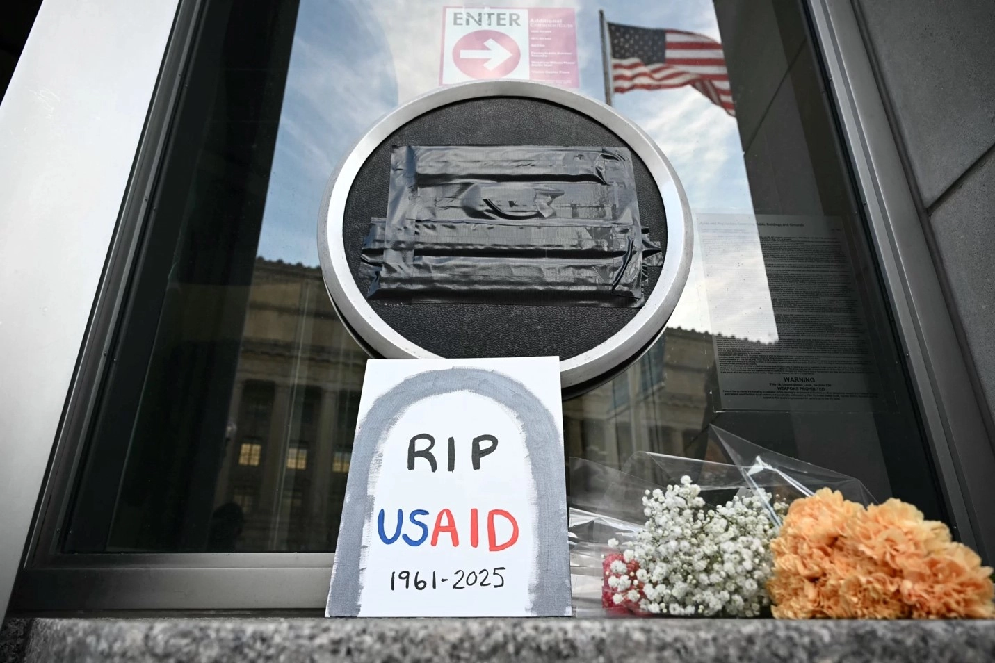 З закриттям USAID програми для України «можуть не дожити до кінця року»
