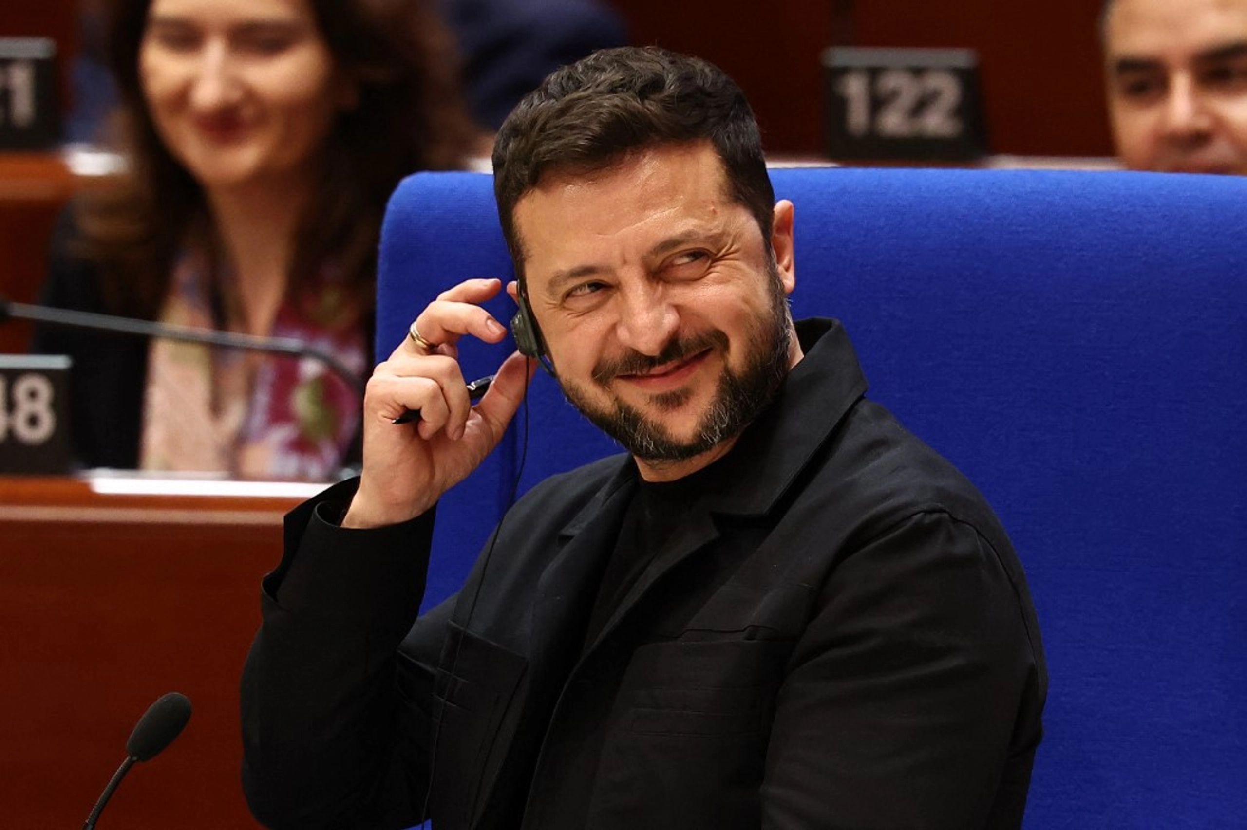 Zelensky Signs Dual Citizenship Into Law – But With Caveats