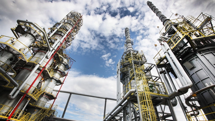 HUR Confirms Renewed Strategic Strikes on Russian Oil After Four-Month Hiatus