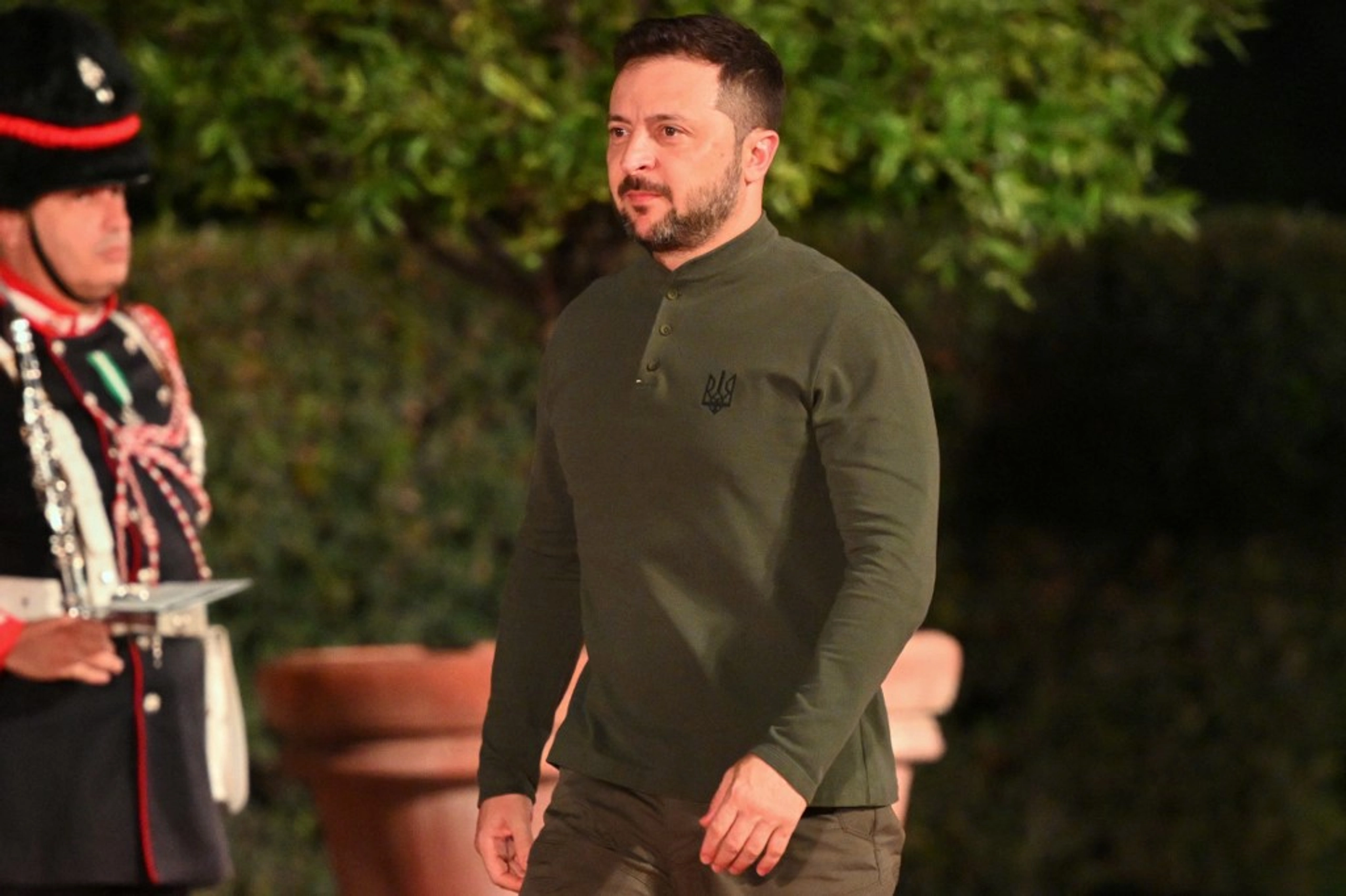 Zelensky Heads to Rome for Recovery Talks as US Military Aid Sputters