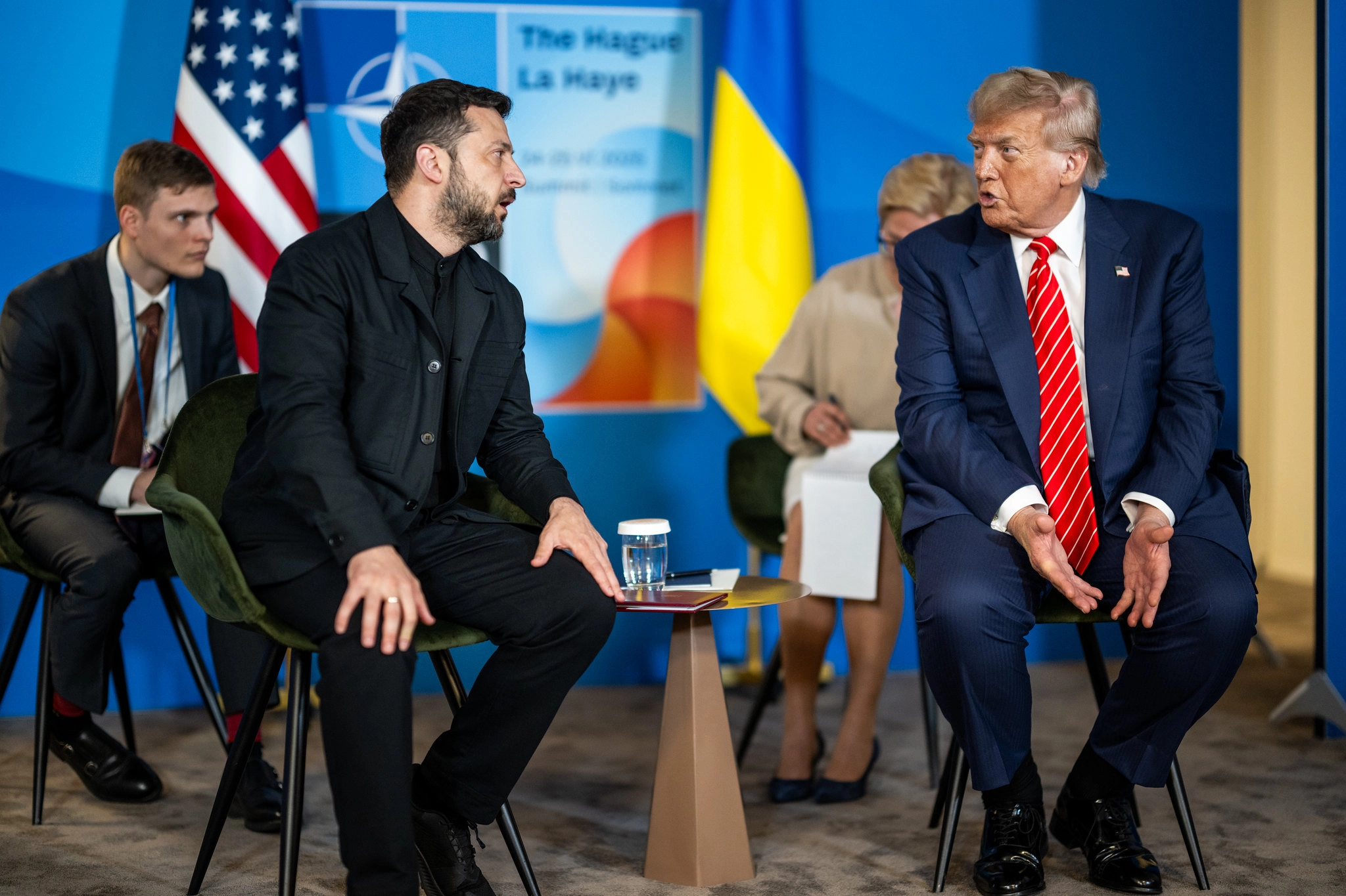 Трамп заявив, що США надішлють Україні більше зброї для оборони
