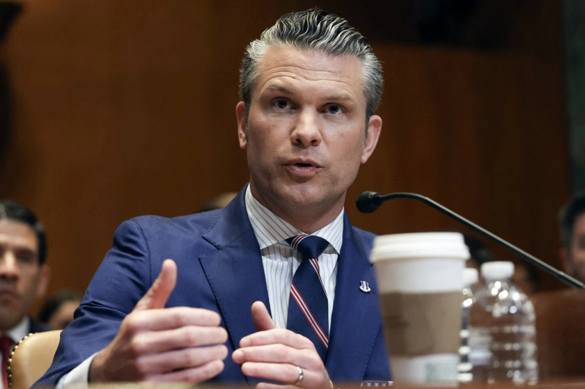 Hegseth Did Not Notify White House Before Halting Ukraine Weapons, Sources Say