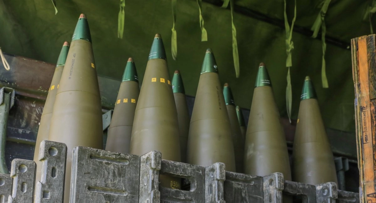 США відновили постачання Україні 155-мм снарядів та ракет GMLRS