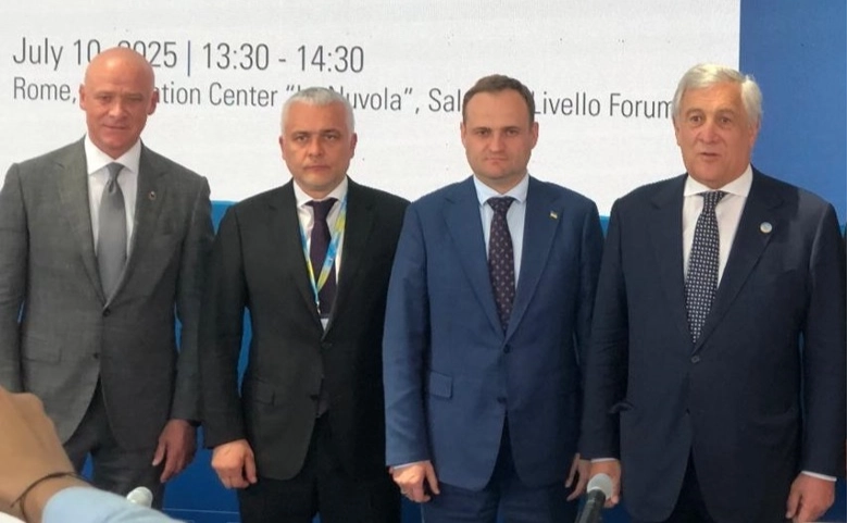 Відбудова України - і перекроювання моральної карти Європи