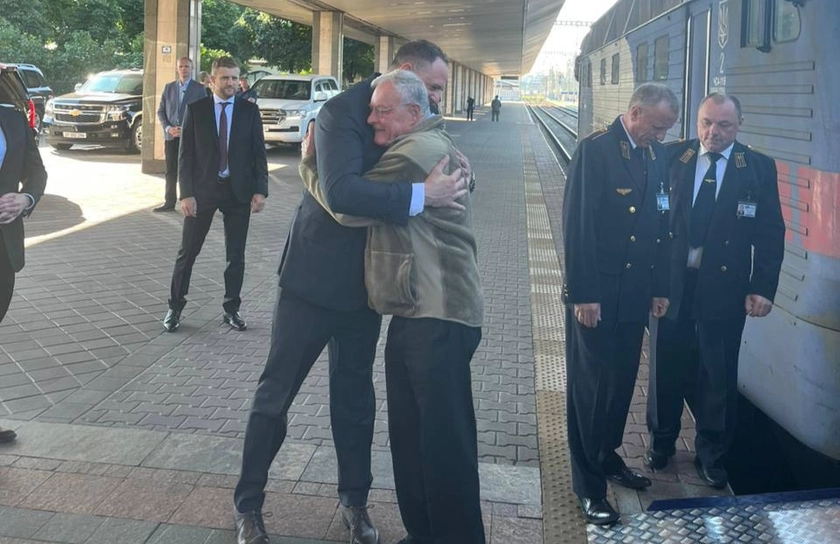 Kellogg Arrives in Kyiv Ahead of Trump’s ‘Major Statement’ on Russia – New Arms Package Expected