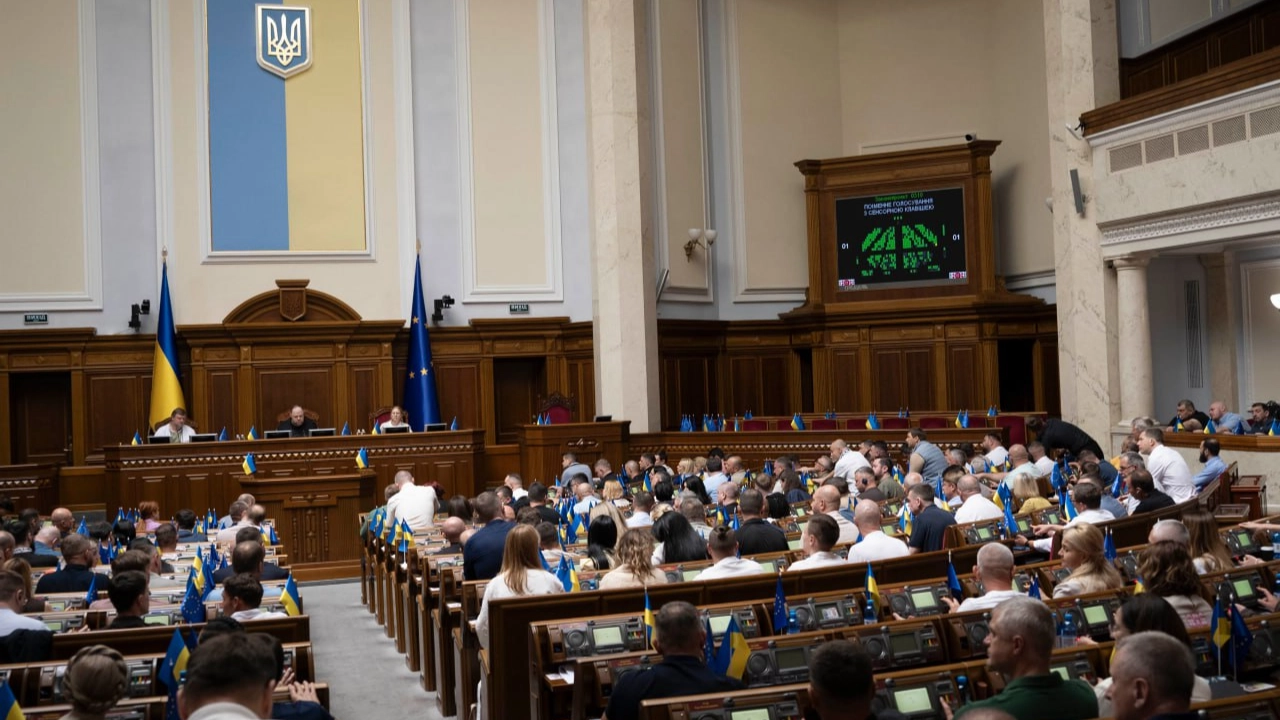 Парламент схвалив перегляд бюджету для додаткових оборонних потреб у першому читанні