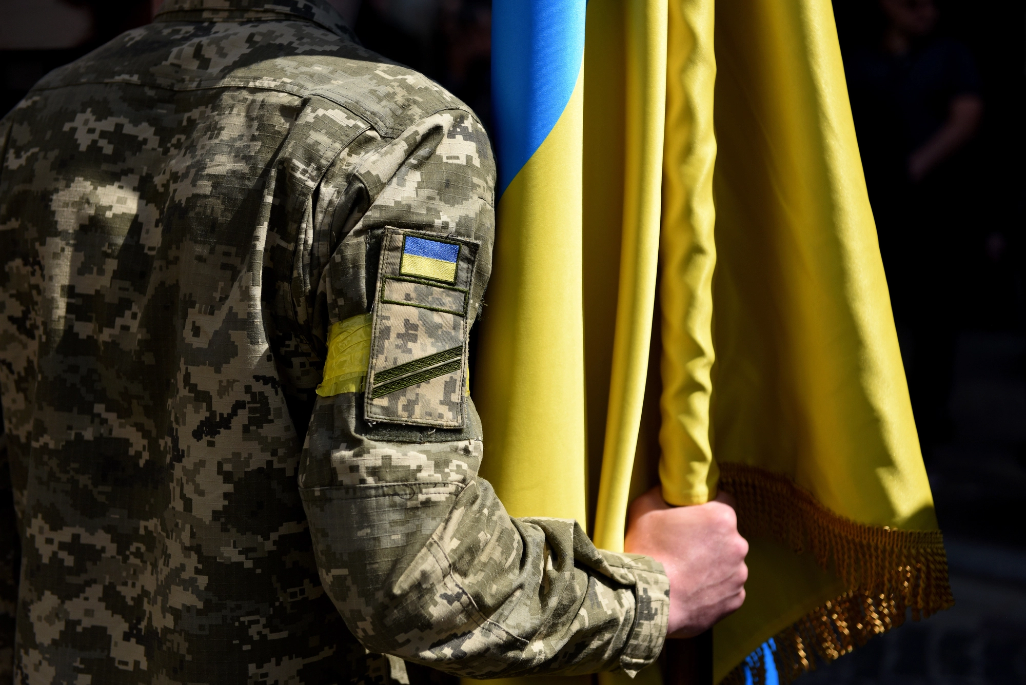 Ukraine Brings Home 1,000 War Dead Held by Russia