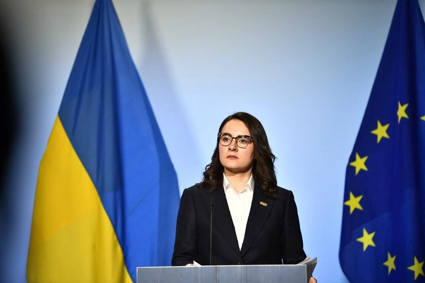 Україна отримала €1 млрд з доходів від заморожених активів РФ