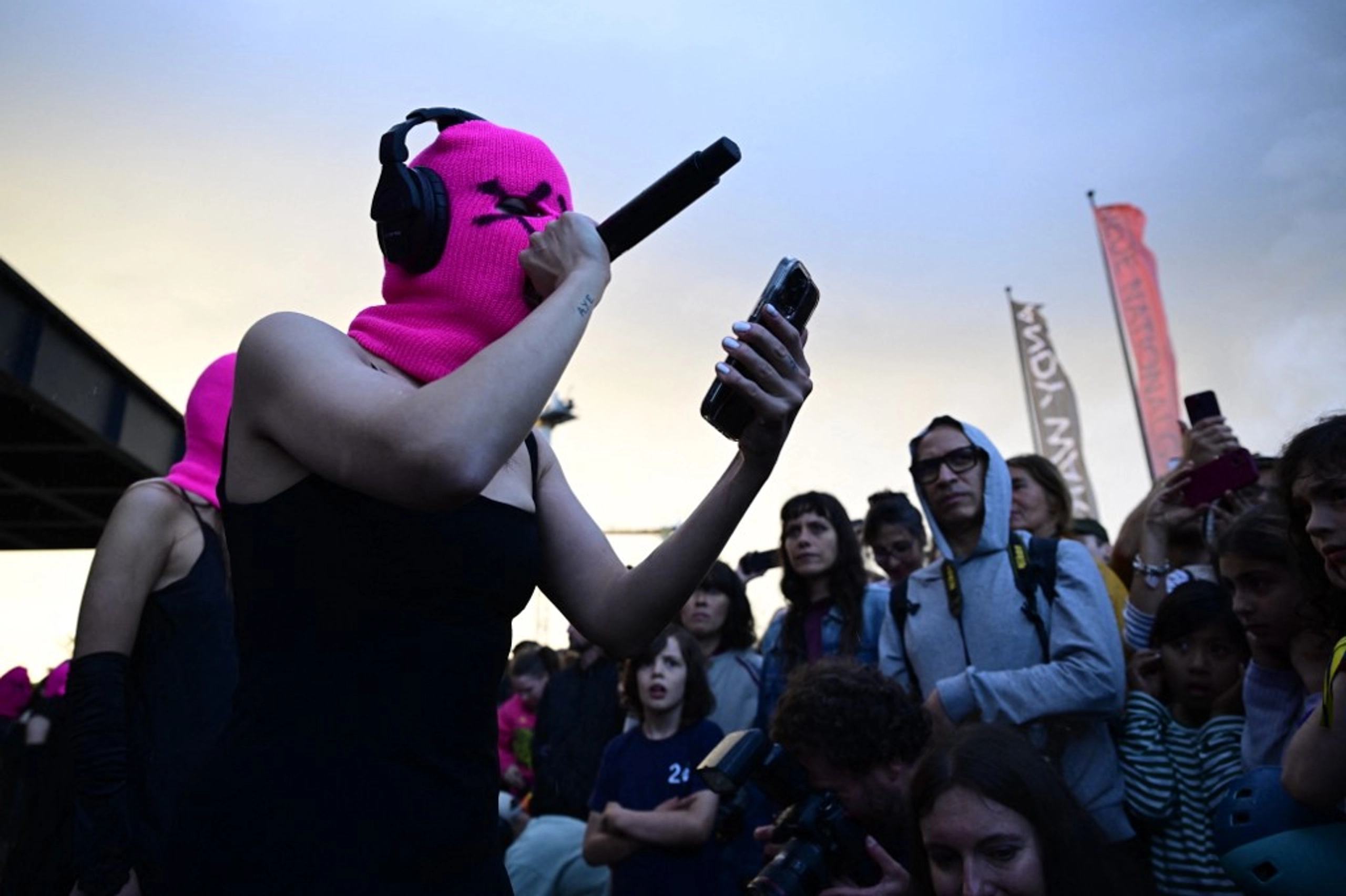 Clicking on ‘Extremist’ Content Is Now a Crime in Russia