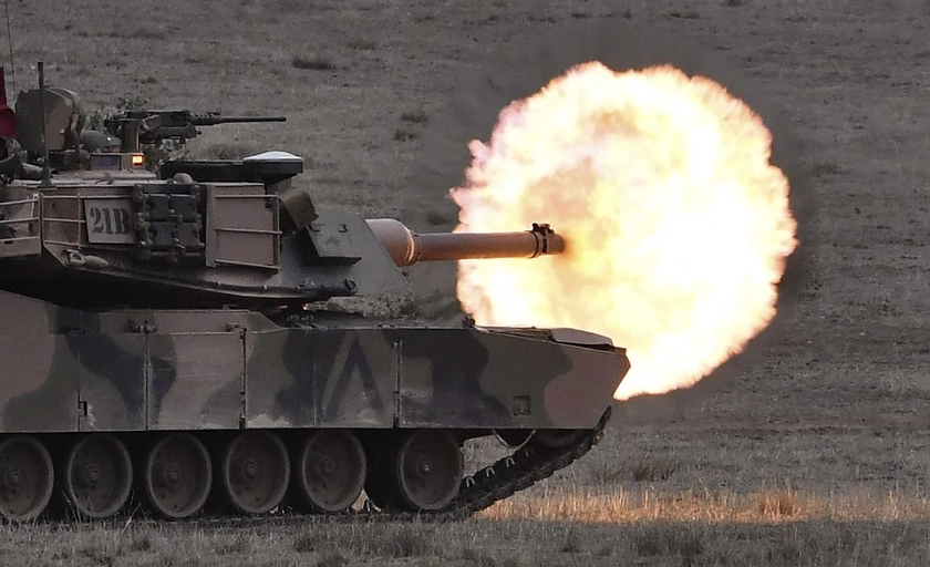 Австралія передала Україні першу партію танків Abrams