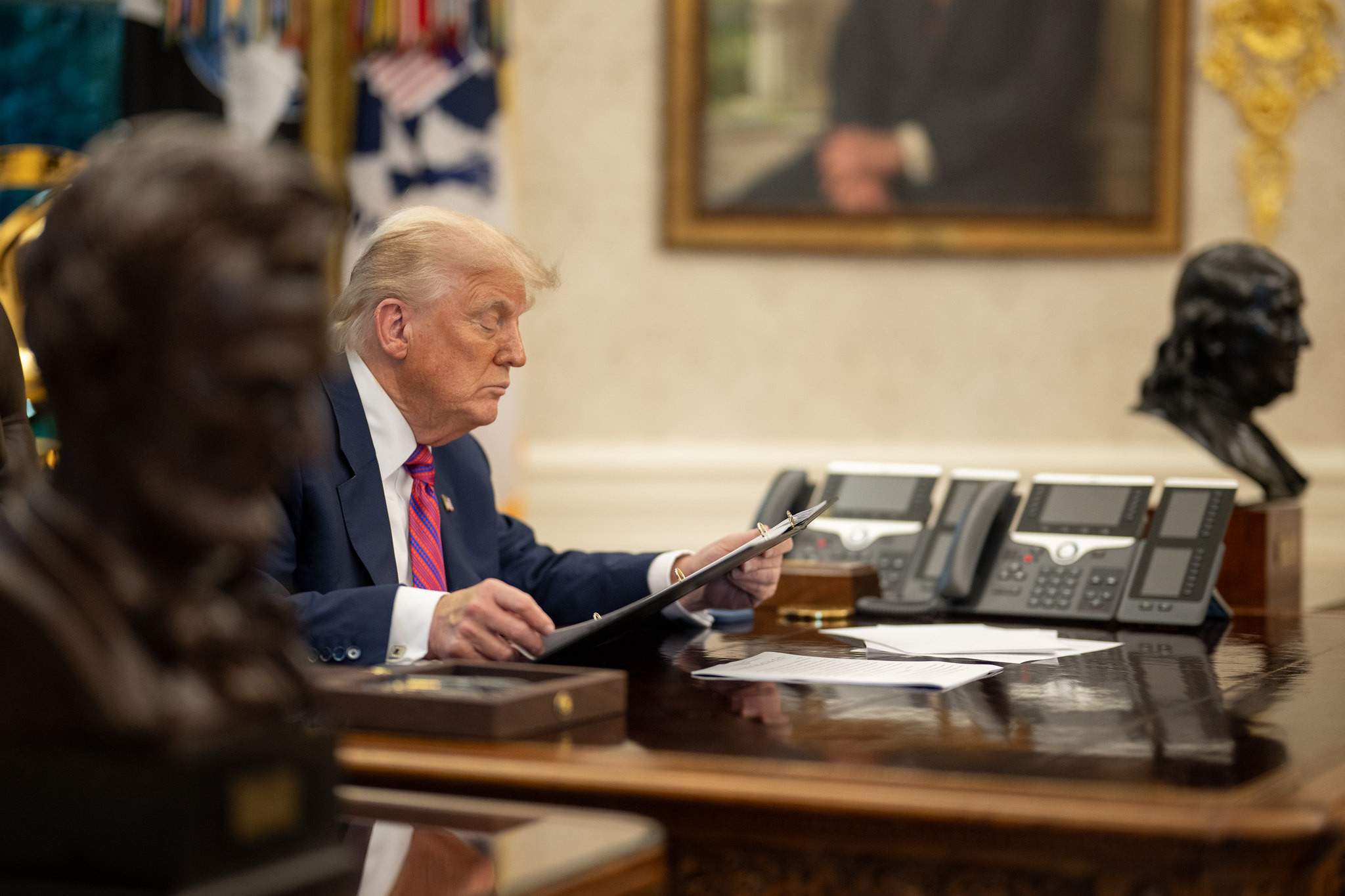 Trump ‘Aggressively’ Working to End Russia-Ukraine War, White House Says