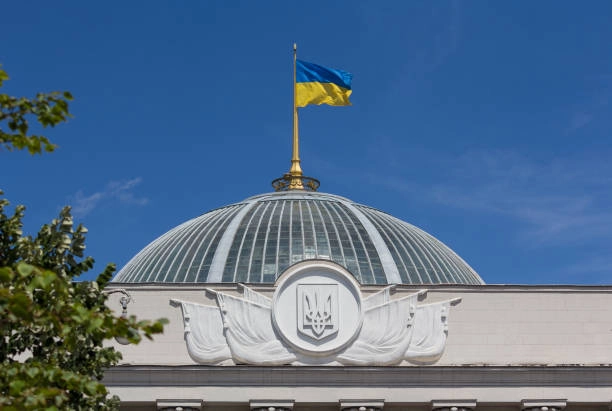 Рада хоче підпорядковувати НАБУ та САП генпрокурору: що далі