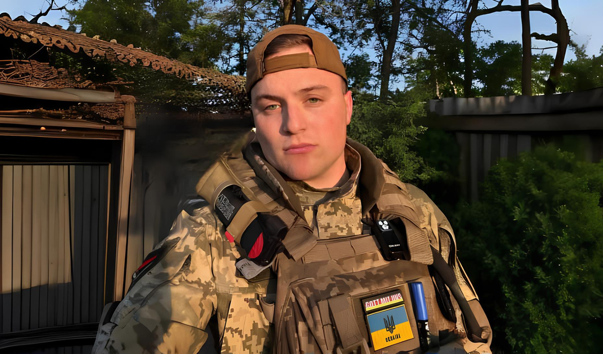 German AfD Politician Secretly Fights for Ukraine, Defying Party Line