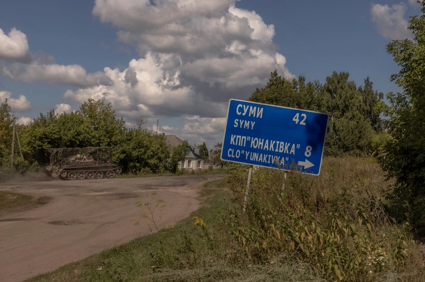 Ukrainian Forces Surround, Eliminate Hundreds of Russians in Sumy Region