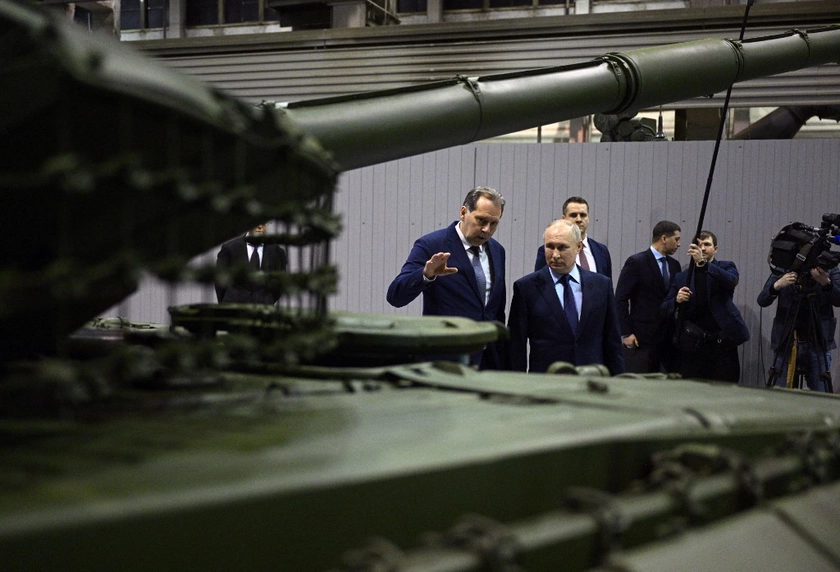 Росія планує витратити $1,1 трильйона на переозброєння для підготовки до війни з НАТО, - ГУР