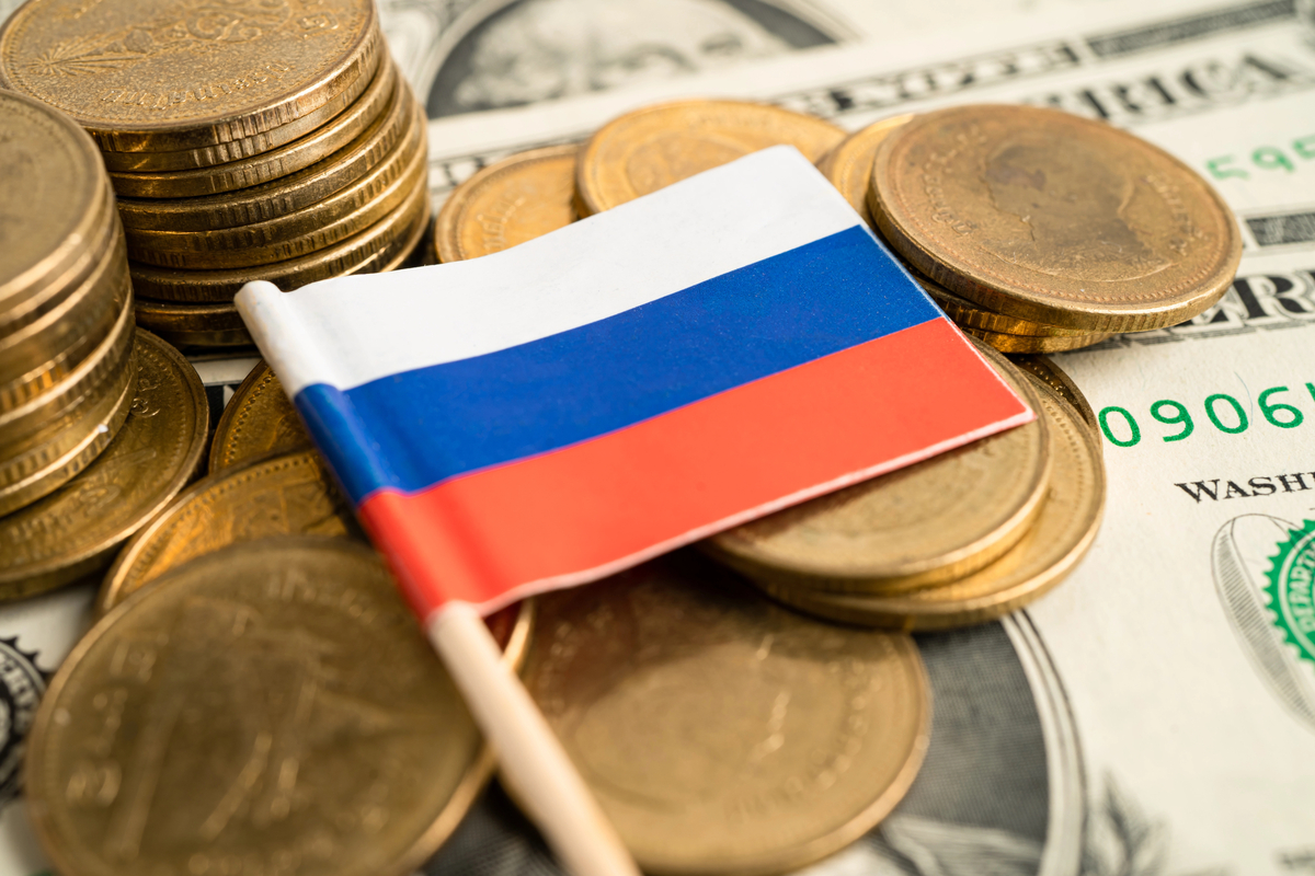 Seizing Russian Real Estate in France Creates Global Precedent – Oschadbank Rep