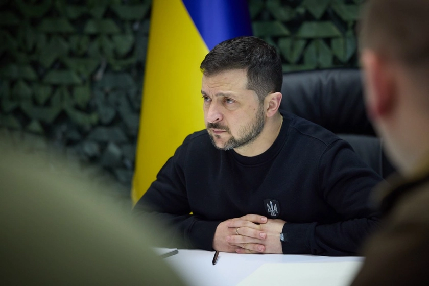 Зеленський на Ставці доручив збільшити закупівлю дронів і не тільки це