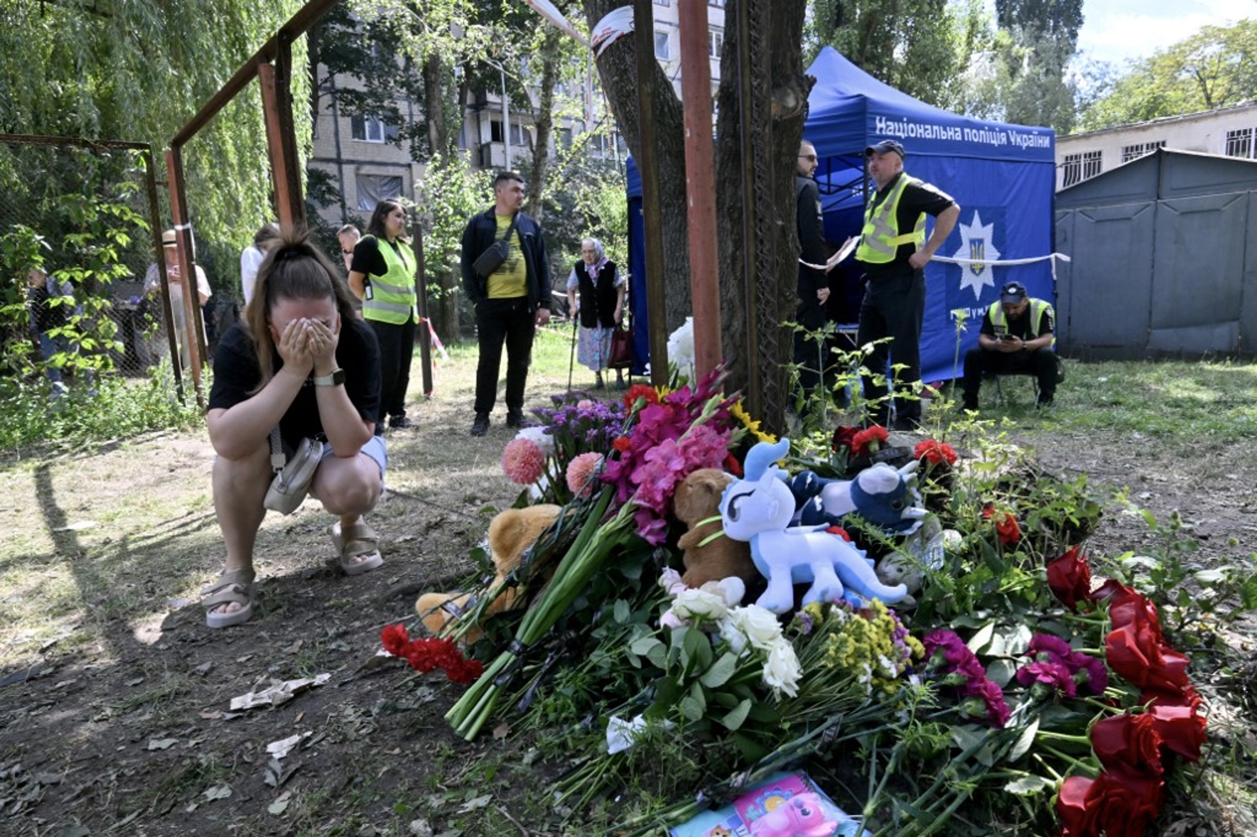Challenged on Front Lines, Putin Targets Ukrainian Civilians