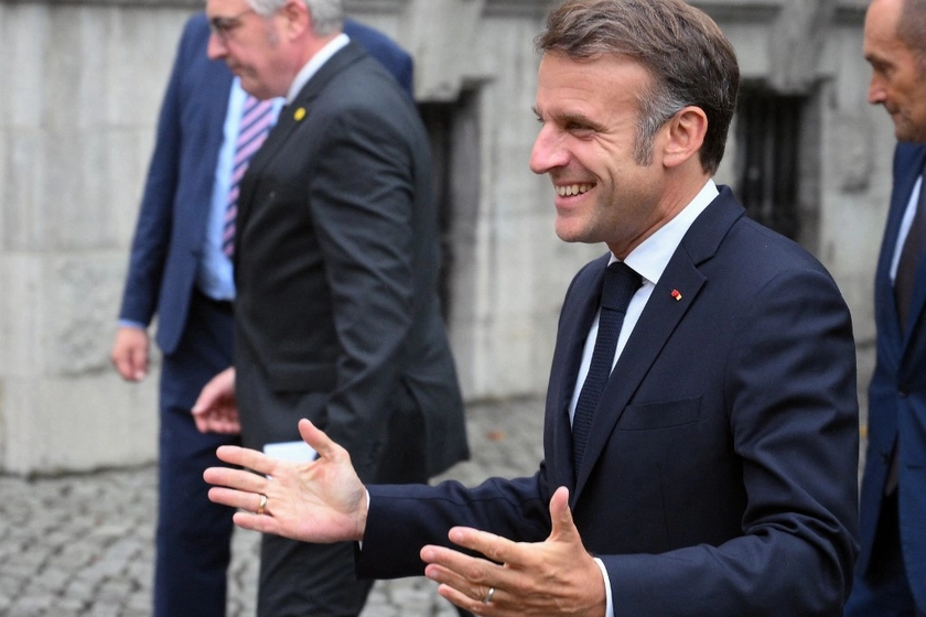 Macron Backs Ukraine Ceasefire, Talks Security ‘Effectiveness’ With Zelensky