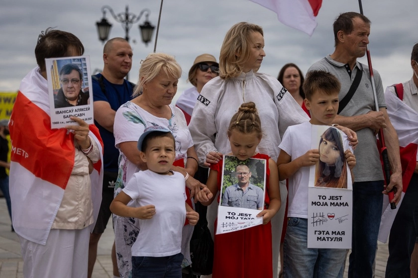 Belarus Launches Mass Arrests of Opponents Involved in Anti-Gov’t Rallies Abroad