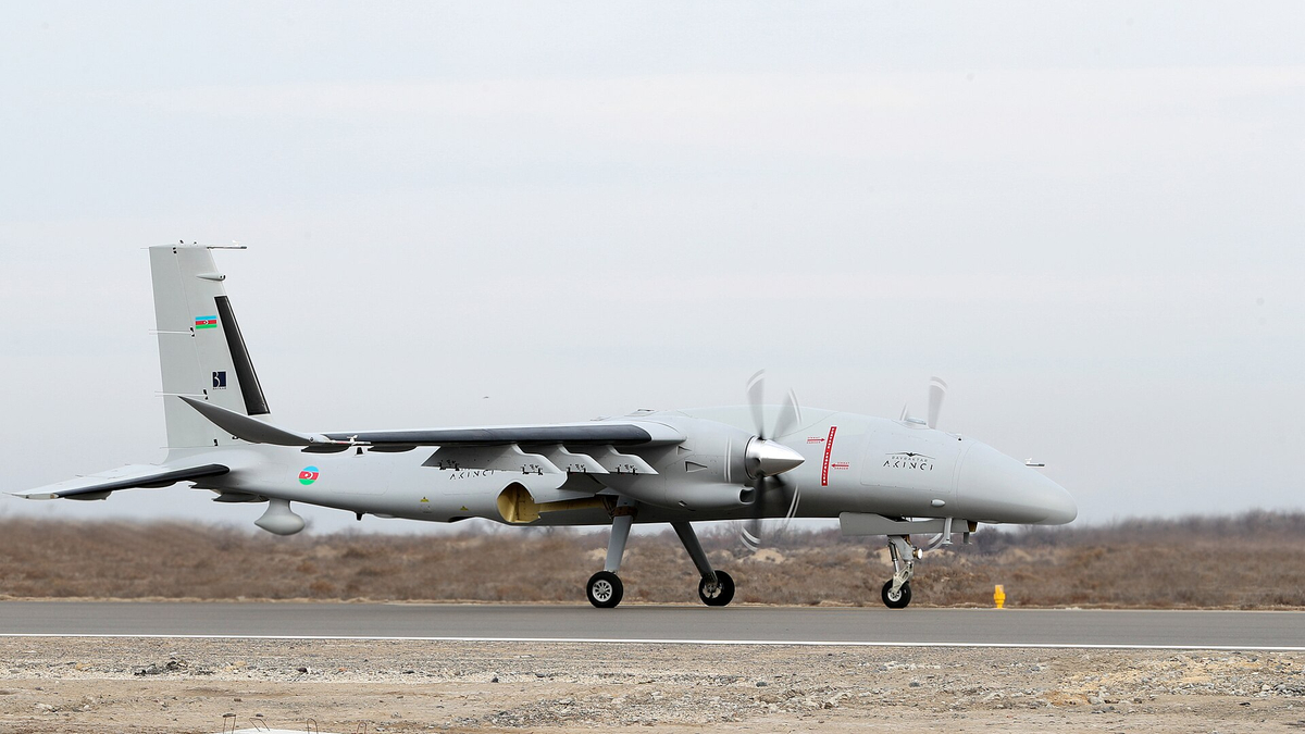 Turkey’s Ukrainian-Engined Akıncı Drone Wields New Loitering Smart Weapons
