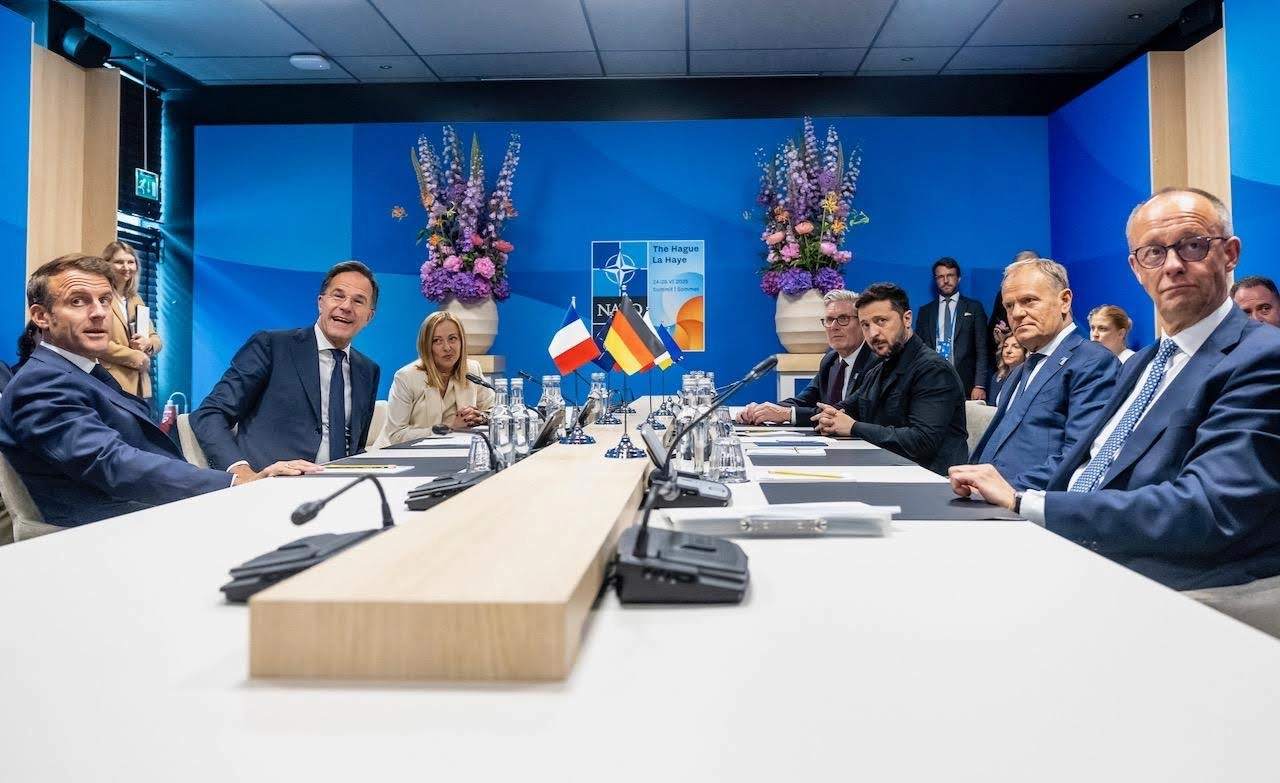 ‘Bloody Land Grab’ or Genuine Peace? Europe Wary of Trump–Putin Meeting