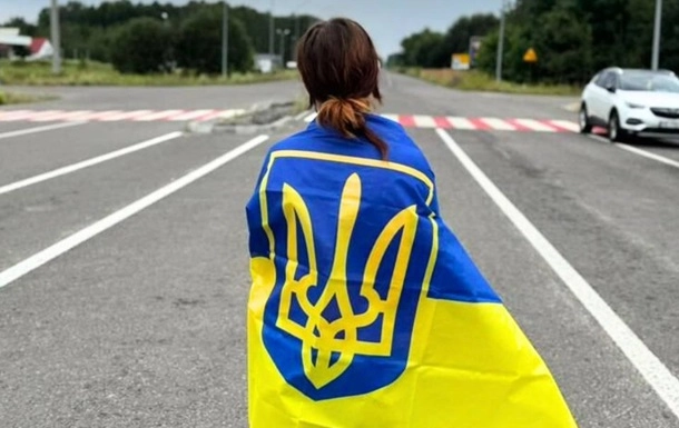 Доньку загиблого українського солдата повернули з Росії до України