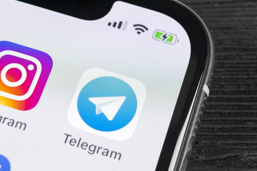 Росія тестує блокування дзвінків у Telegram та WhatsApp
