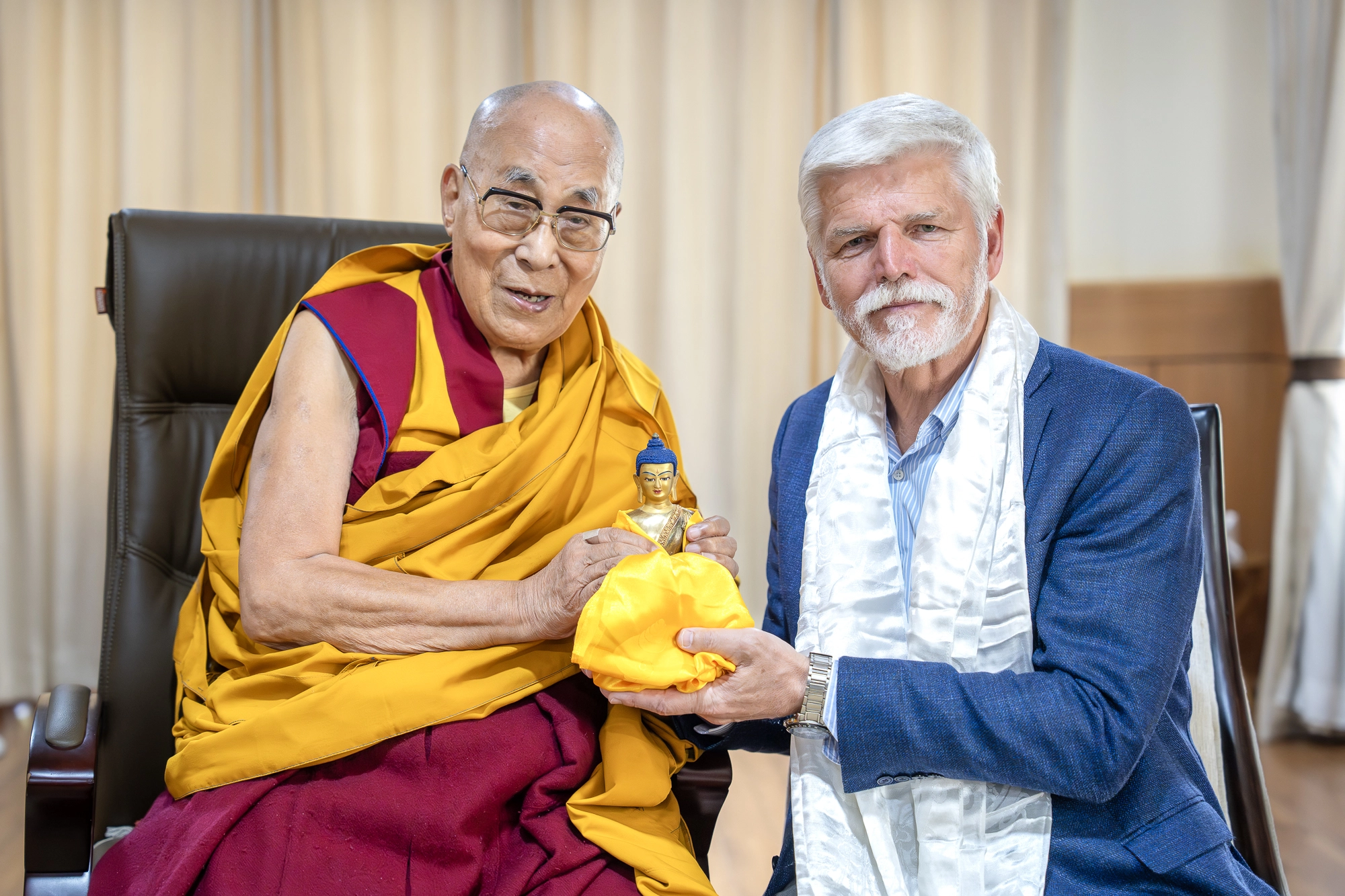 China ‘Ends all Engagement’ With Czech President Over Dalai Lama Visit