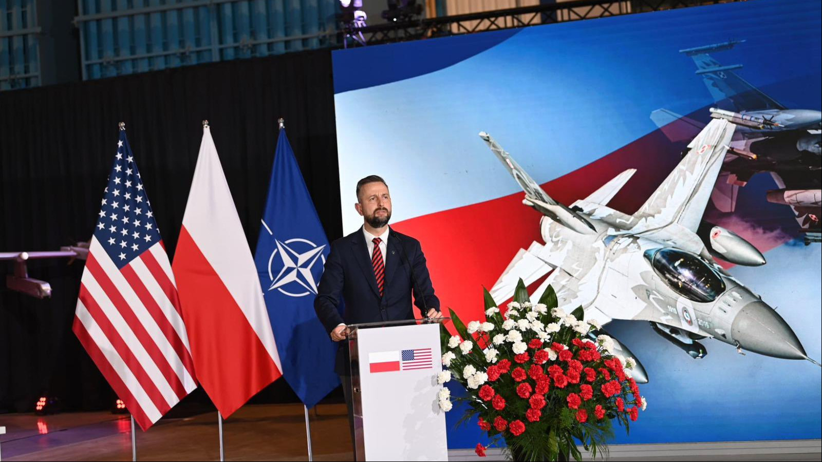 Poland Signs Multi-Billion Euro Contract to Upgrade F-16 Fleet