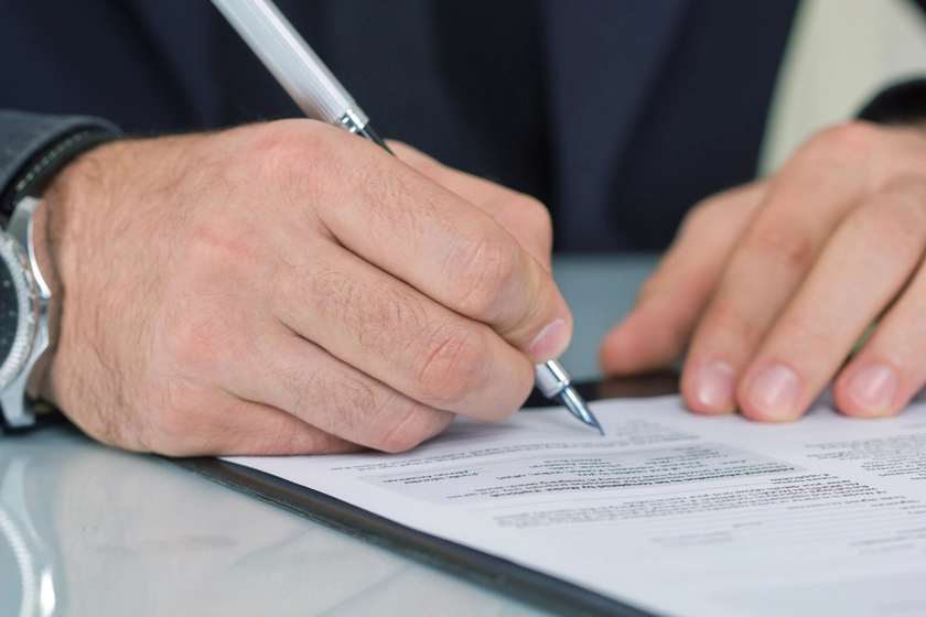 Українці використали майже півмільйона нотаріальних бланків для спадщини