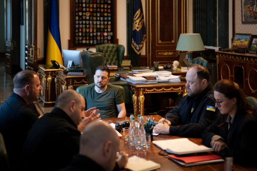 Зеленський провів Ставку на тлі саміту Трампа і Путіна: що обговорили