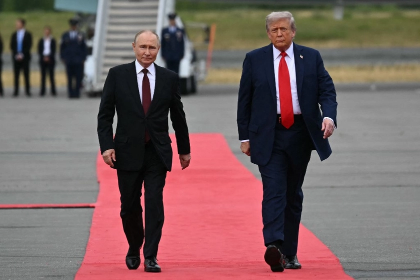 «Можливо, нам подобається диктатор» – Трамп виправдовує свої авторитарні заяви