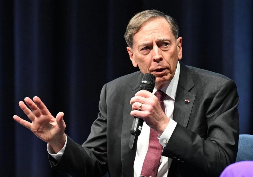 ‘Putin Is The Obstacle!’ – Ex-CIA Chief Says Putin Preventing Peace Talks With Zelensky