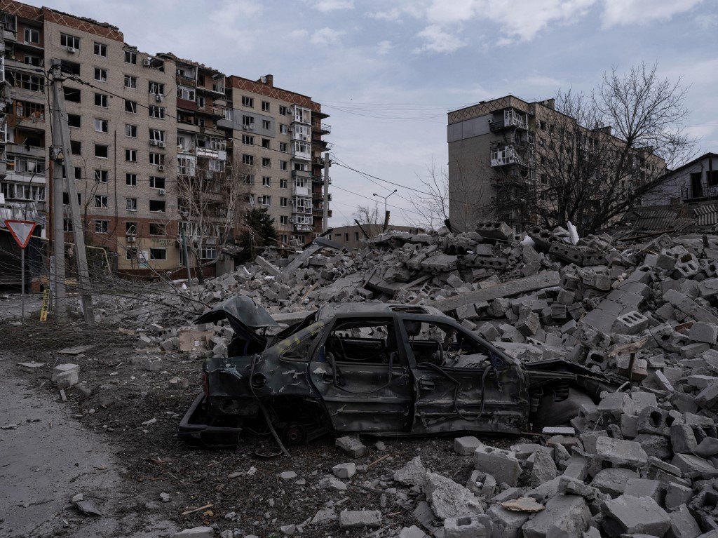 Putin Signs Law Confiscating ‘Ownerless’ Homes in Occupied Ukraine