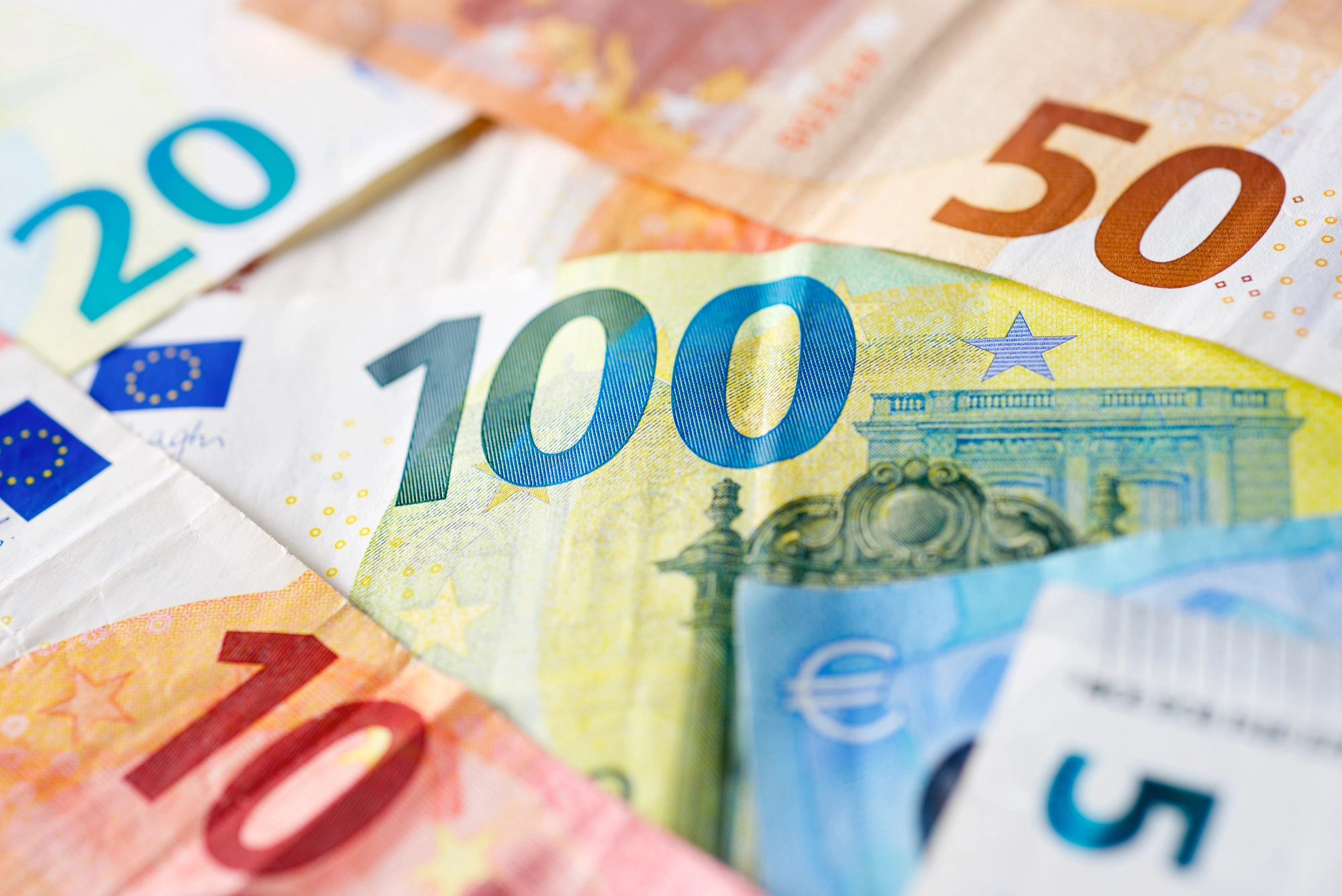 Естонія закликає ЄС конфіскувати €200 млрд російських активів на користь України
