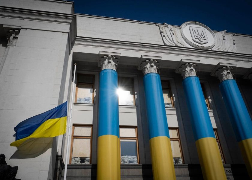 На будівлі ВР приспустили державний прапор у пам’ять про Андрія Парубія