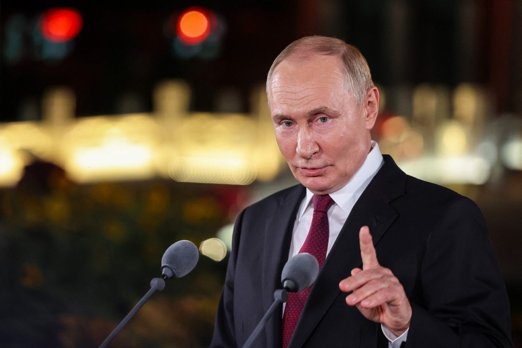 Putin Threatens to Target Any Western Troops Sent to Ukraine