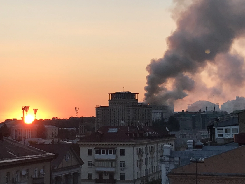 Ukraine Hit by War’s Largest Aerial Assault: 805 Drones Strike, 4 People Killed, Government Building Ablaze