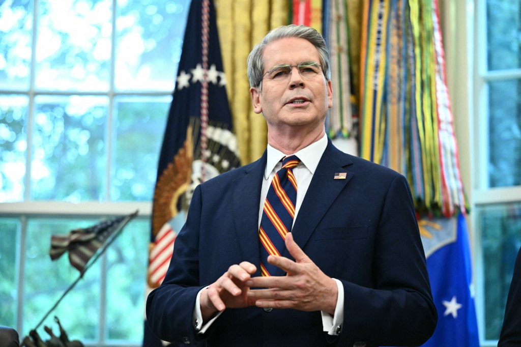 US Ready to Increase Pressure on Russia with EU: Bessent