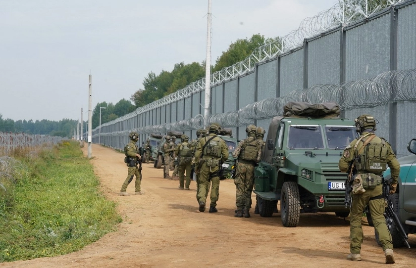 У Польщі знайшли уламки невідомого літального апарата біля кордону з Білоруссю