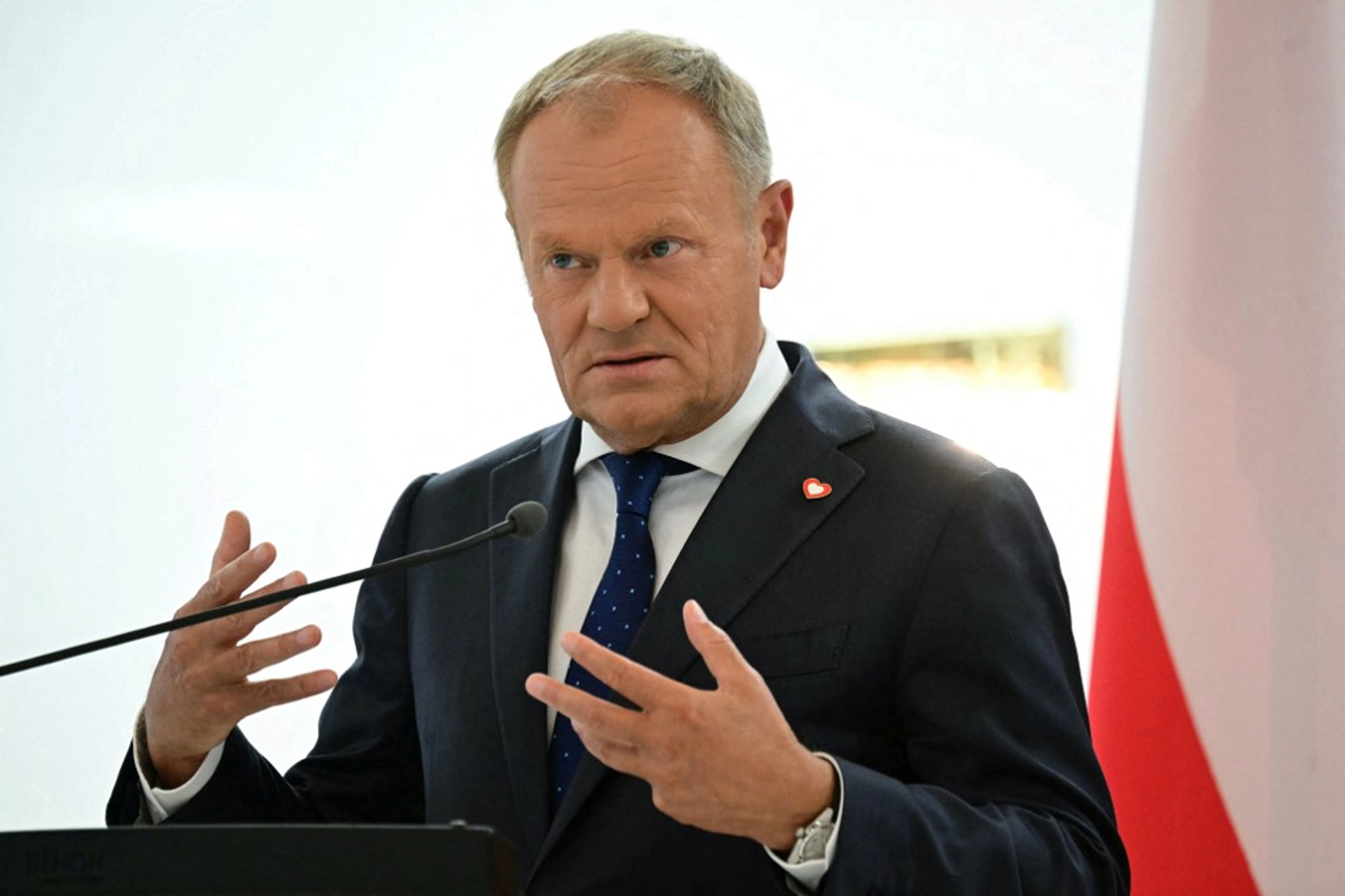 Умиротворяти Путіна «не має сенсу»: Туск після найбільшого удару Росії по Україні