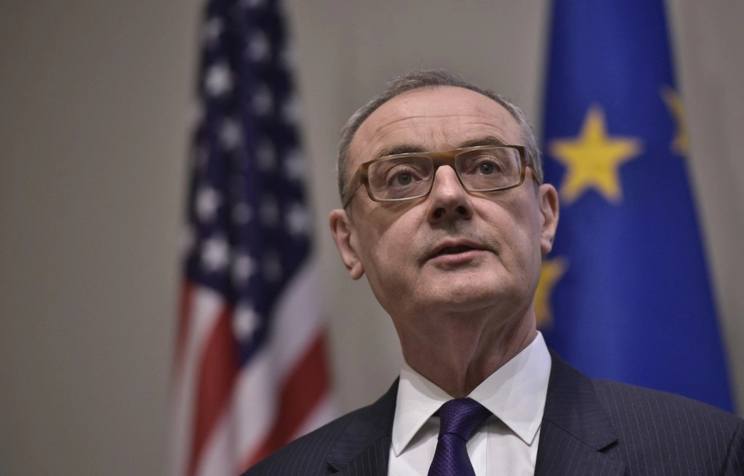 EU Sanctions Envoy to Hold US Talks After Trump Russia Threats