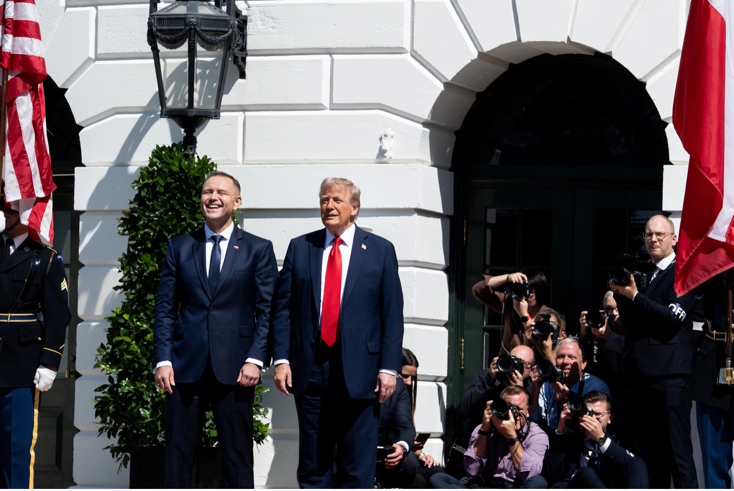 Росія тицяє в НАТО, тестуючи дипломатію Трампа