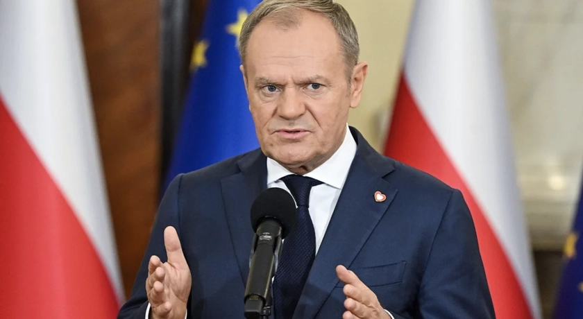 Туск різко відповів Трампу щодо атаки дронів РФ на Польщу