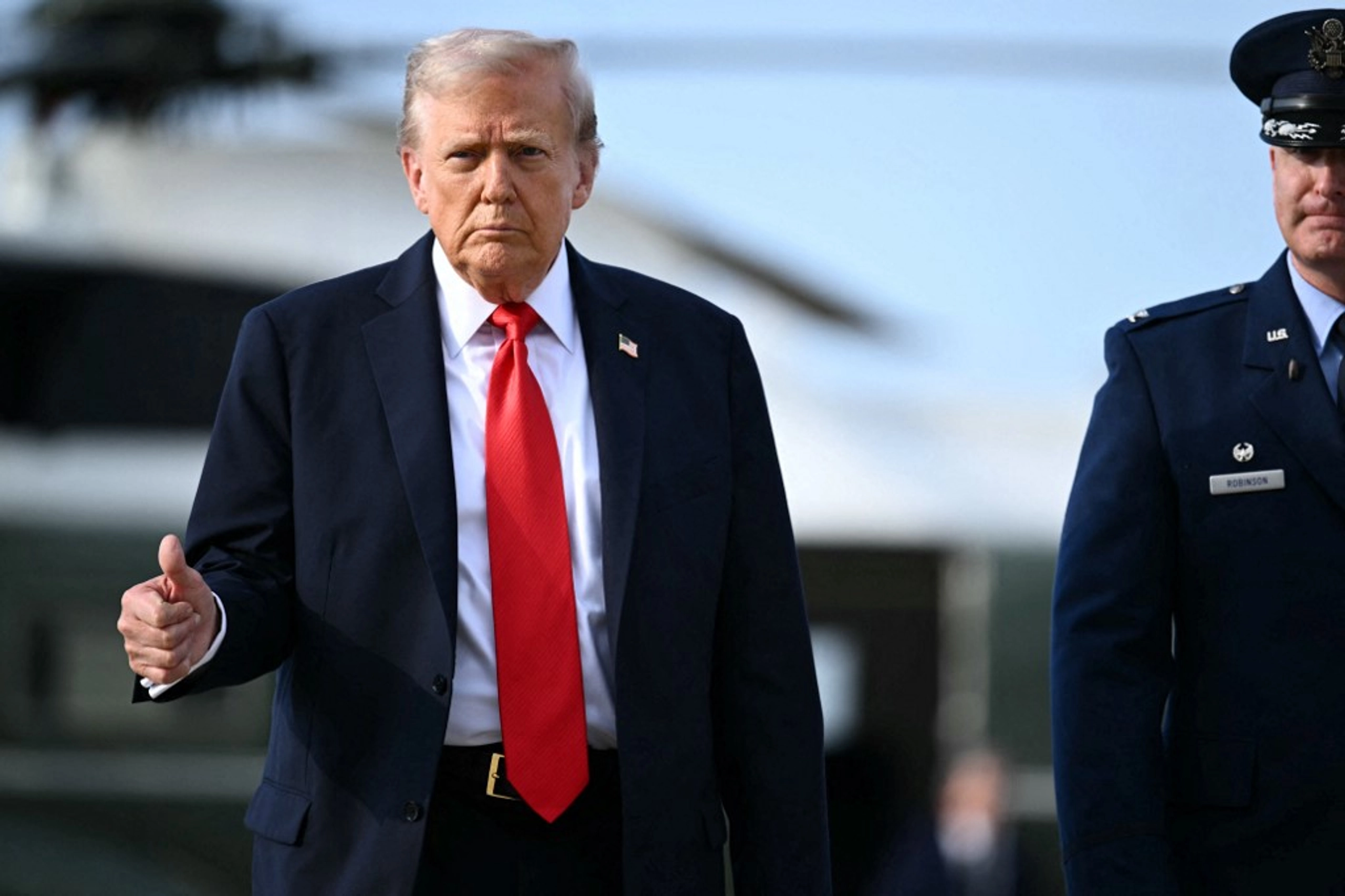 Trump Demands NATO Halts Russia Oil Purchases Before US Sanctions